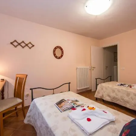 Sleeps 6 *